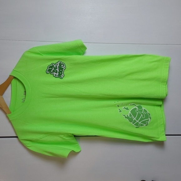 Made Hoops Other - Made Hoops|Mens Bright Green Graphic Novelty Basketball Shirt Sz.M